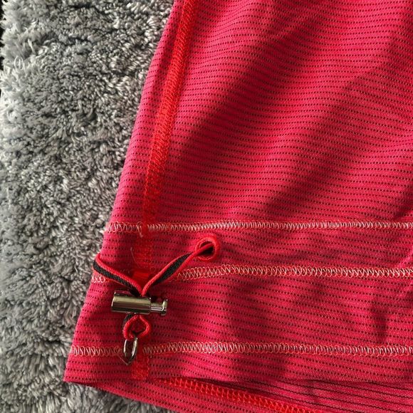 Lululemon tank top size 4 - Picture 3 of 6